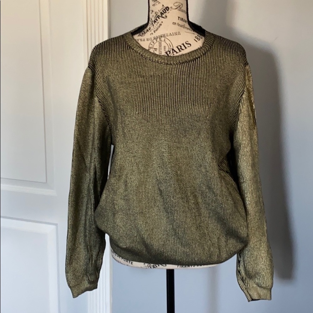 TU sweater